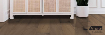 Deciding Between Shaw Hardwood or Shaw Luxury Vinyl