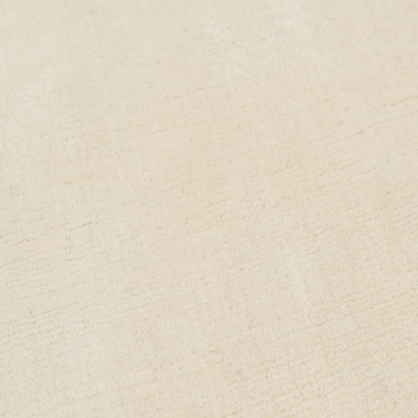 Momeni Carpets Regal Cream MOMENI, INC.